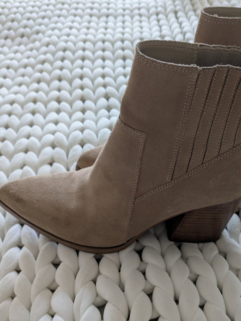 Marc Fisher Leather tan color boots size 8.5
